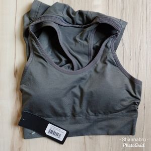 NWT Yelete Sports Bra with detachable hood GRAY